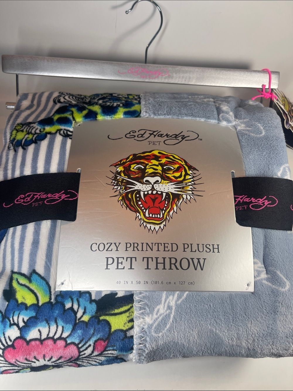 Ed Hardy Pet Plush Throw Blanket 40x50 Dog Cat Tattoo Print Y2K NWT